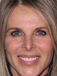  Catherine Oxenberg