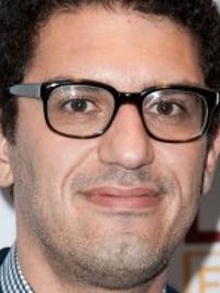  Sam Esmail