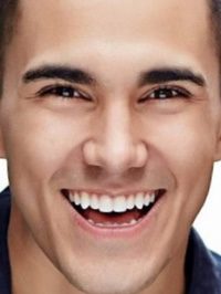  Carlos PenaVega