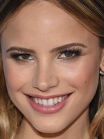 Halston Sage