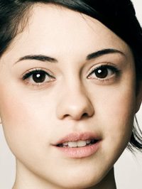  Rosa Salazar