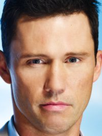  Jeffrey Donovan