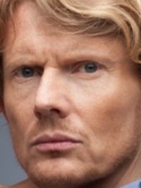  Julian Rhind-Tutt