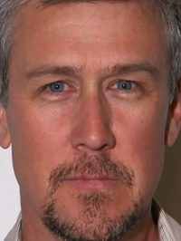  Alan Ruck