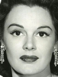  Patricia Medina