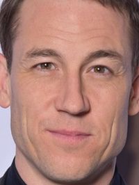  Tobias Menzies