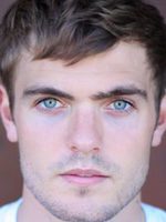 Alex Roe