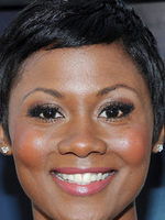 Emayatzy Corinealdi