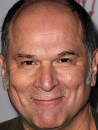  John Kapelos