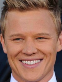  Christopher Egan