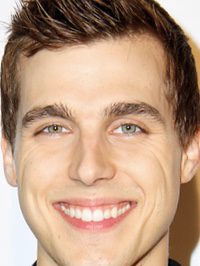  Cody Linley