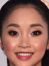  Lana Condor