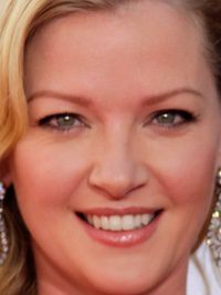  Gretchen Mol