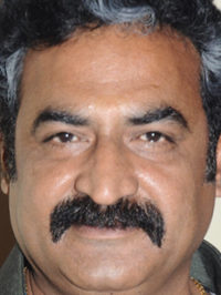  Aadukalam Naren