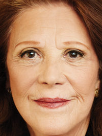  Linda Lavin