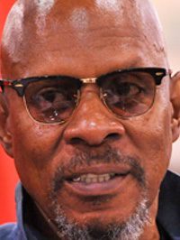  Avery Brooks