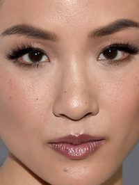  Constance Wu