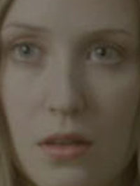  Lily Loveless