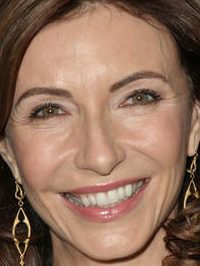  Mary Steenburgen