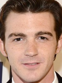  Drake Bell