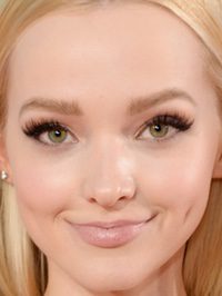  Dove Cameron