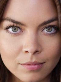  Scarlett Byrne