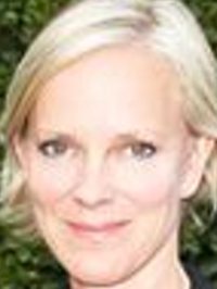  Hermione Norris