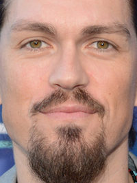  Steve Howey