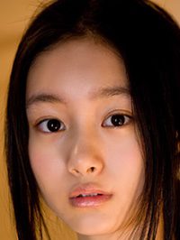  Shiori Kutsuna