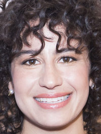  Ilana Glazer