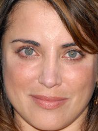  Alanna Ubach