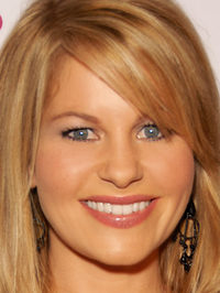  Candace Cameron