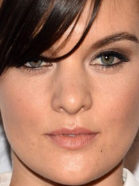  Frankie Shaw