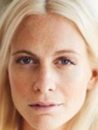  Poppy Delevingne