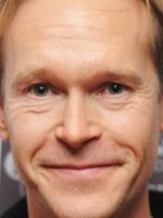 Steven Mackintosh