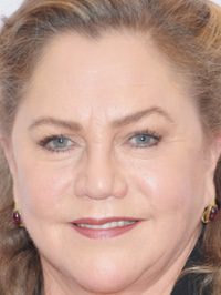  Kathleen Turner