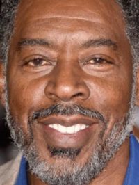  Ernie Hudson