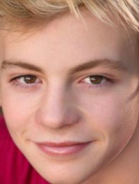  Ross Lynch