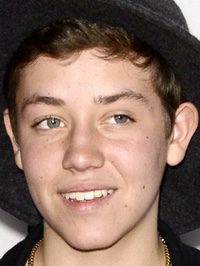  Ethan Cutkosky