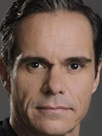  Tony Dalton