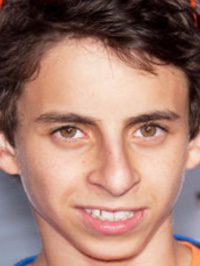  Moises Arias