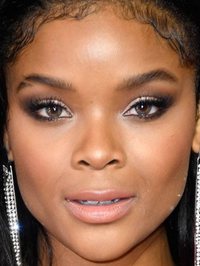  Ajiona Alexus