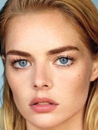  Samara Weaving