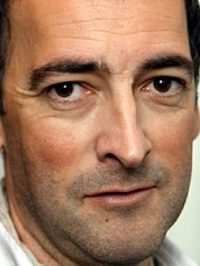  Alistair McGowan