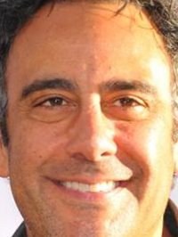  Brad Garrett