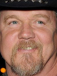  Trace Adkins