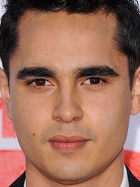  Max Minghella