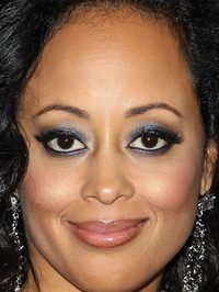  Essence Atkins