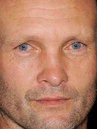  Andrew Howard