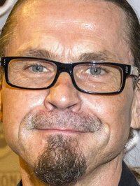  Kurt Sutter